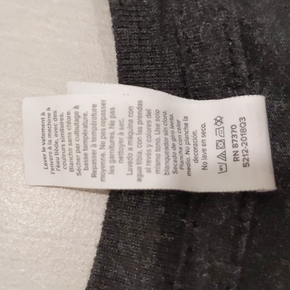 'Feel Alive' T-shirt - Picture 5 of 5